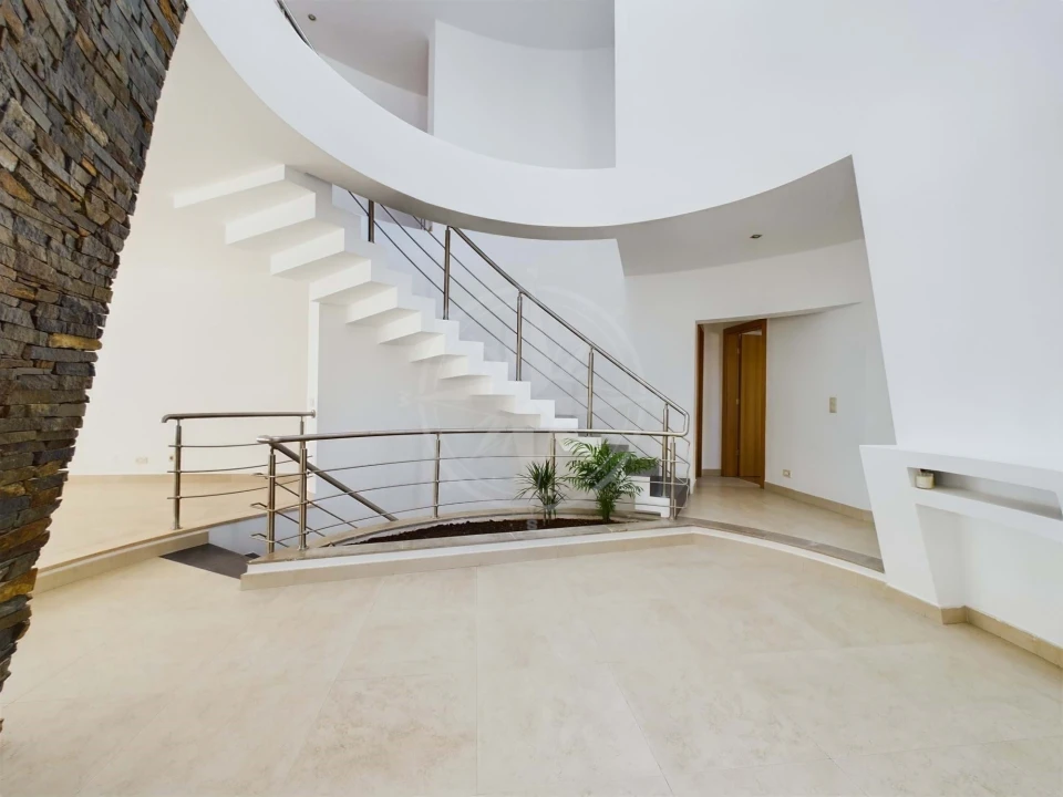 Moradia T5 para Venda em Tavira (Santa Maria e Santiago) Foto 3