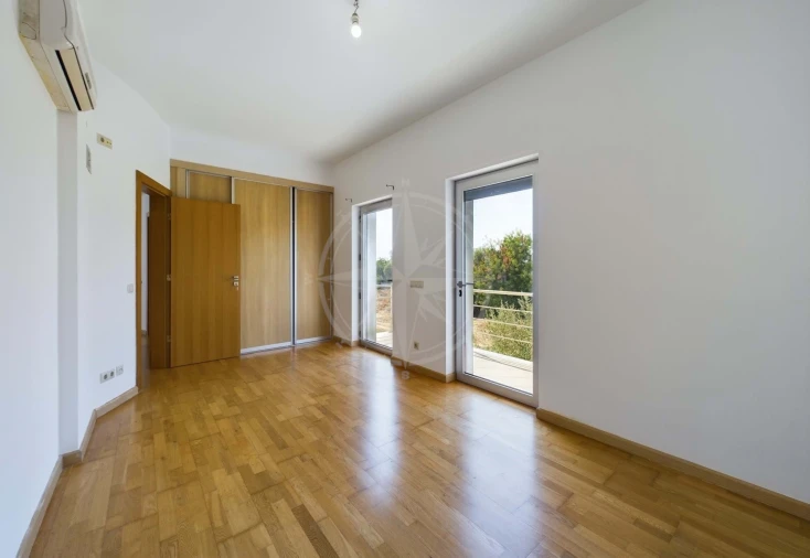 Moradia T5 para Venda em Tavira (Santa Maria e Santiago) Foto 12