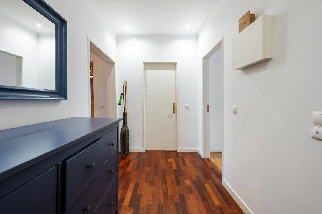 Apartamento T3 para Venda em Santo António Foto 10