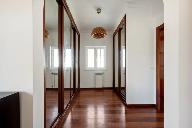 Moradia T5 para Venda em Moita Foto 15