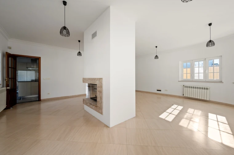 Moradia T5 para Venda em Moita Foto 7