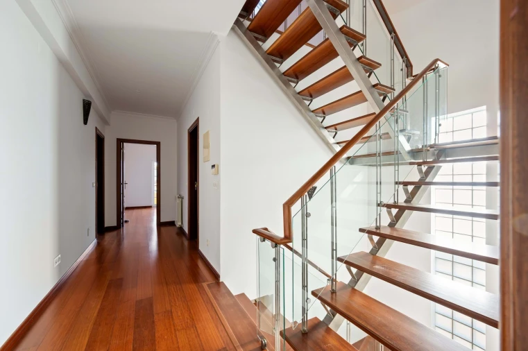 Moradia T5 para Venda em Moita Foto 14