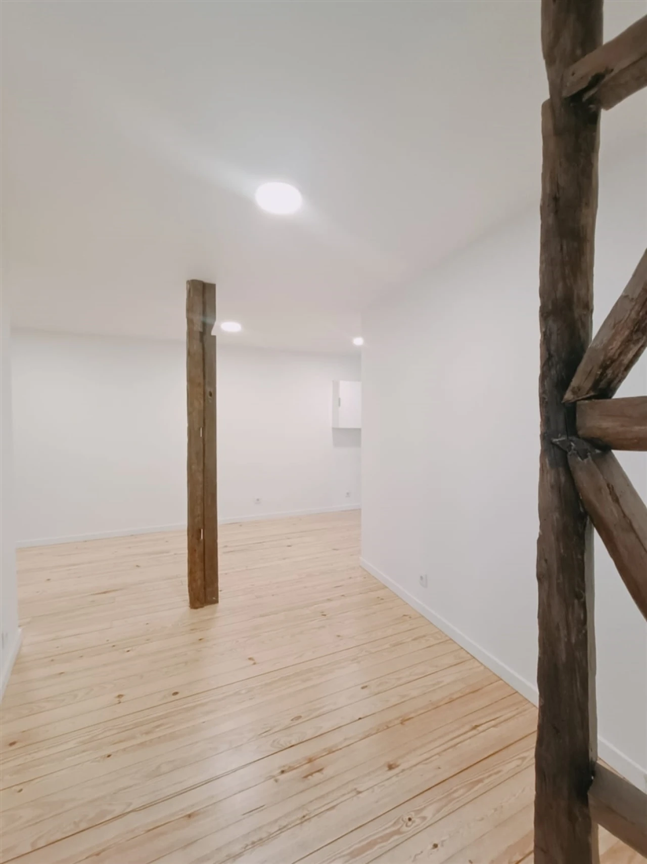 Apartamento T1 para Venda em Santo António Foto 9