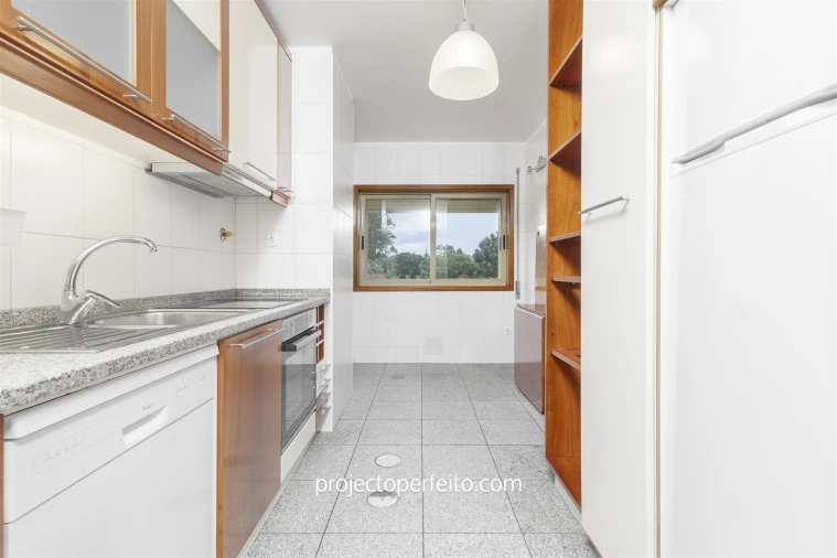 Apartamento T3 para Arrendamento em São Felix da Marinha Foto 7