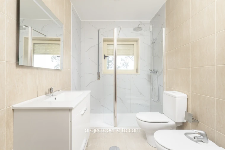 Apartamento T3 para Arrendamento em São Felix da Marinha Foto 15