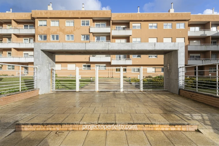 Apartamento T3 para Arrendamento em São Felix da Marinha Foto 25