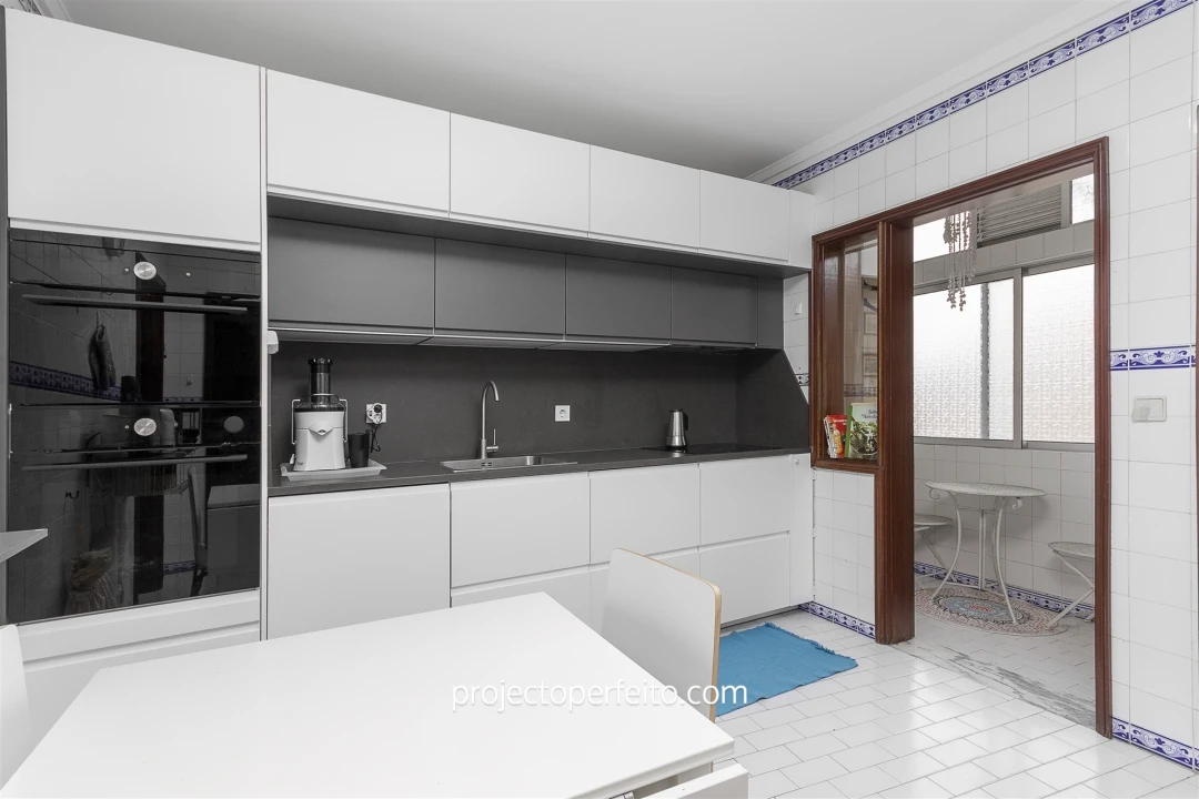 Apartamento T3 para Venda em Espinho Foto 1