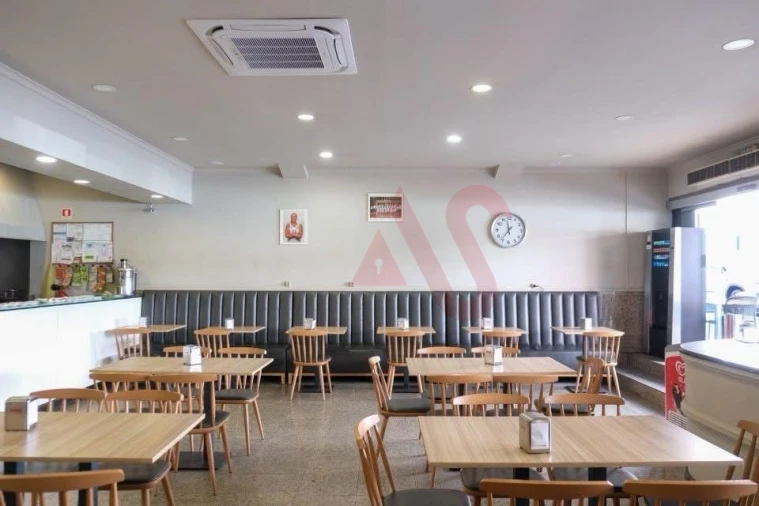 Loja para Trespasse em Mesão Frio Foto 6