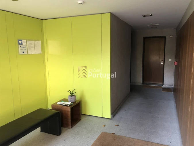 Apartamento T3 para Arrendamento em Nogueira, Fraião e Lamaçães Foto 20