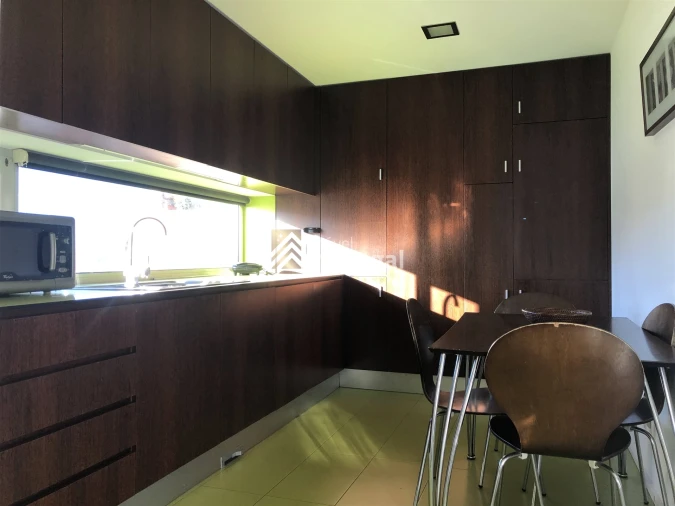 Apartamento T3 para Arrendamento em Nogueira, Fraião e Lamaçães Foto 6