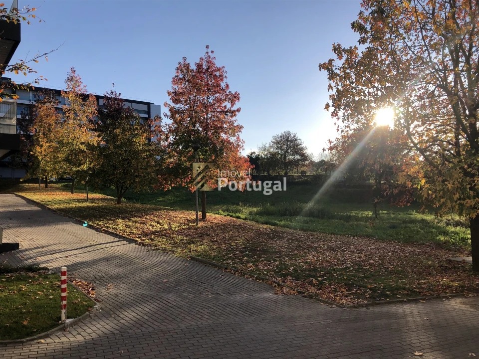 Apartamento T3 para Arrendamento em Nogueira, Fraião e Lamaçães Foto 21