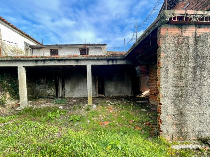 Moradia T2 para Venda em Castelões Foto 13