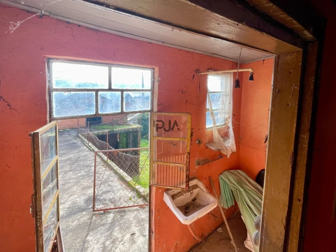 Moradia T2 para Venda em Castelões Foto 11