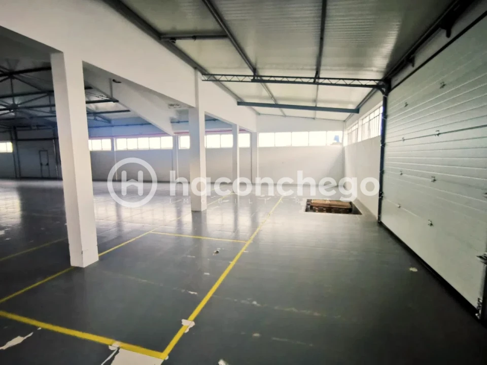 Armazém para Arrendamento em Lijo Foto 5