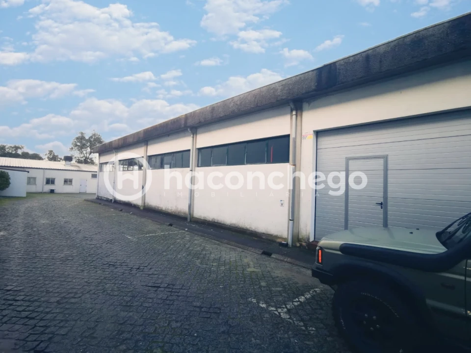 Armazém para Arrendamento em Lijo Foto 3