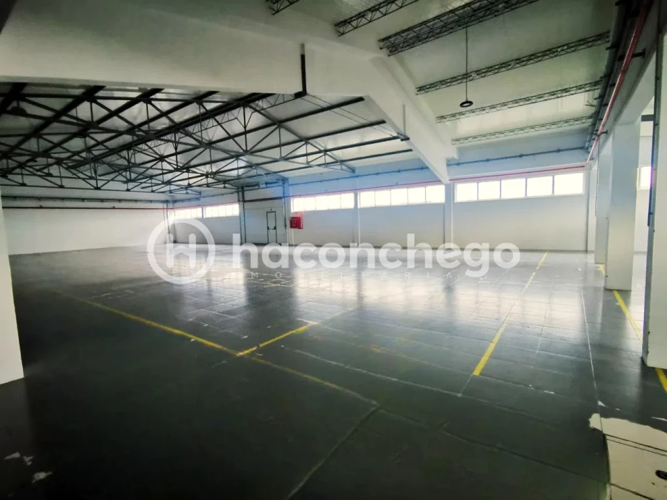 Armazém para Arrendamento em Lijo Foto 6