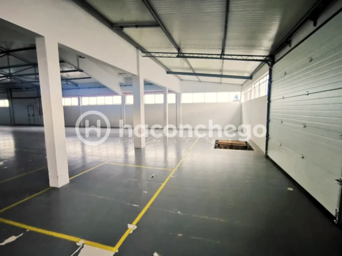 Armazém para Arrendamento em Lijo Foto 5