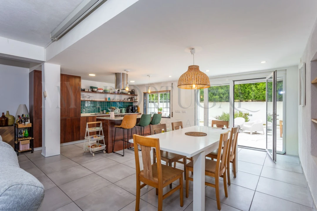 Moradia T5 para Venda em Santo Isidoro Foto 9