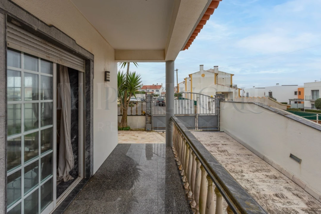 Moradia T5 para Venda em Santo Isidoro Foto 41