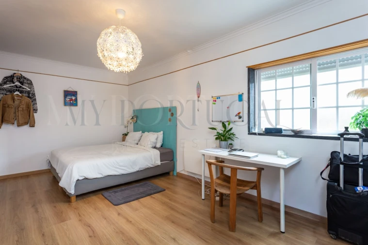 Moradia T5 para Venda em Santo Isidoro Foto 11