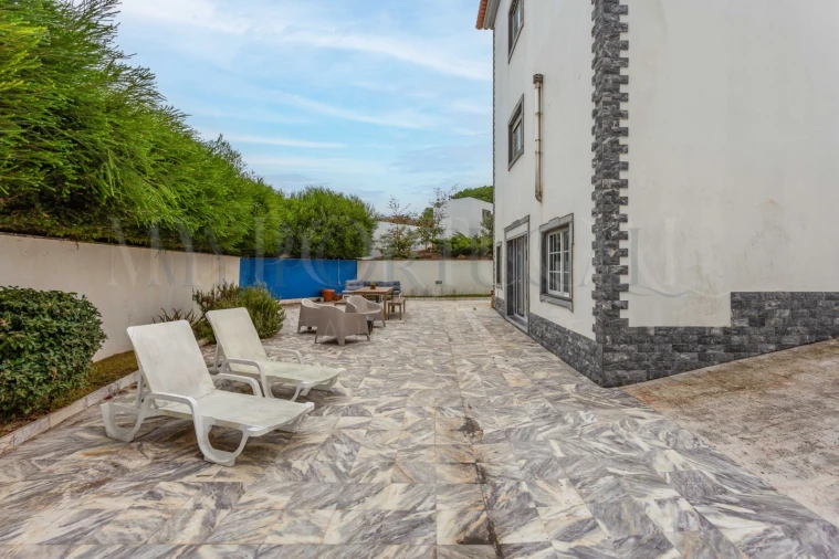 Moradia T5 para Venda em Santo Isidoro Foto 36