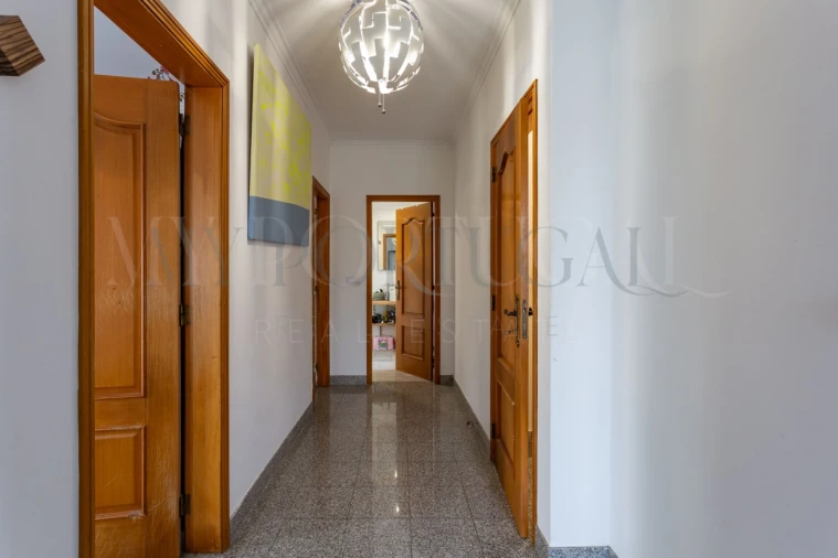 Moradia T5 para Venda em Santo Isidoro Foto 30