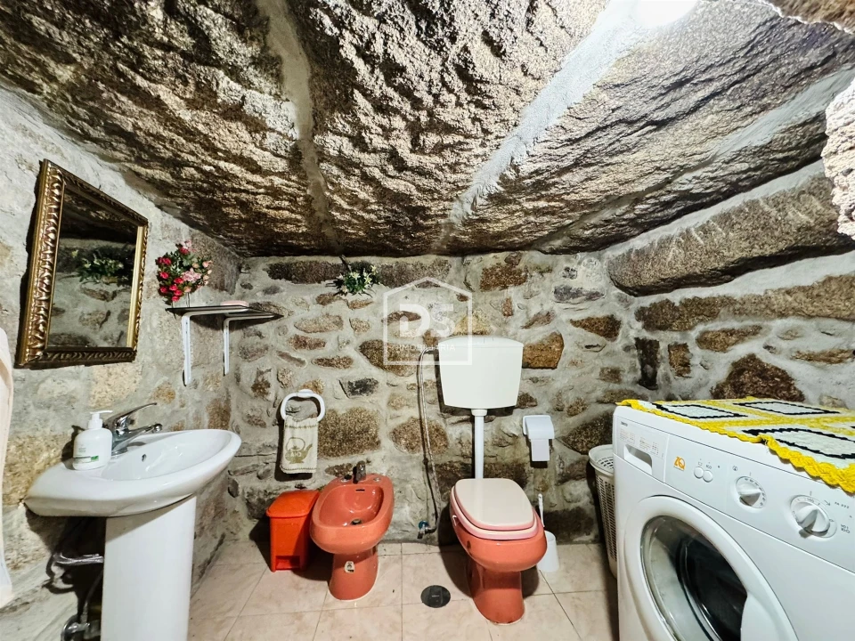 Moradia T3 para Venda em Fiães Foto 19