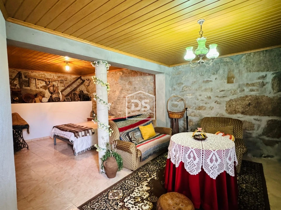 Moradia T3 para Venda em Fiães Foto 16