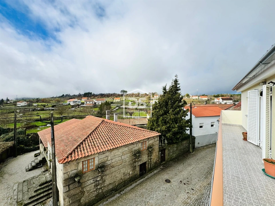 Moradia T3 para Venda em Fiães Foto 14