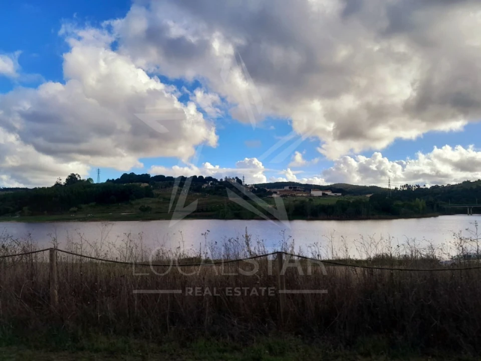 Terreno Misto para Venda em A dos Negros Foto 23