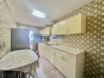 Apartamento T3 para Venda em Póvoa de Varzim, Beiriz e Argivai