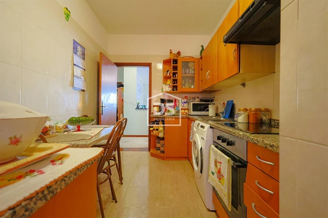 Apartamento T2 para Venda em Santa Cruz Foto 9