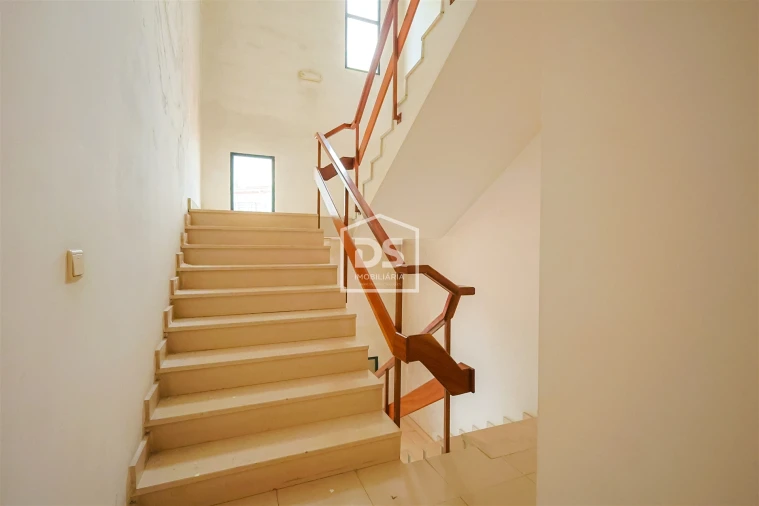 Apartamento T2 para Venda em Santa Cruz Foto 26