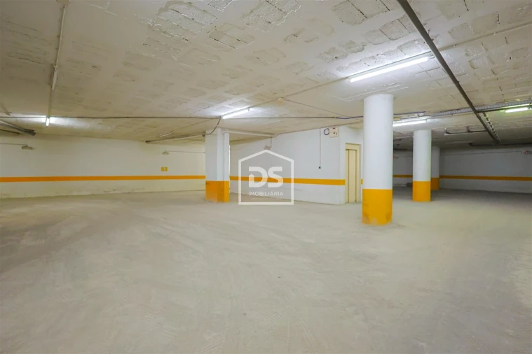 Apartamento T2 para Venda em Santa Cruz Foto 27