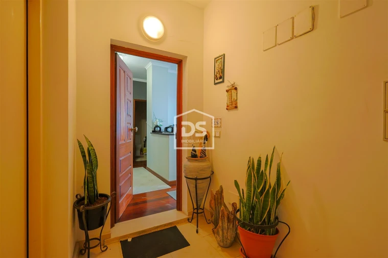 Apartamento T2 para Venda em Santa Cruz Foto 24