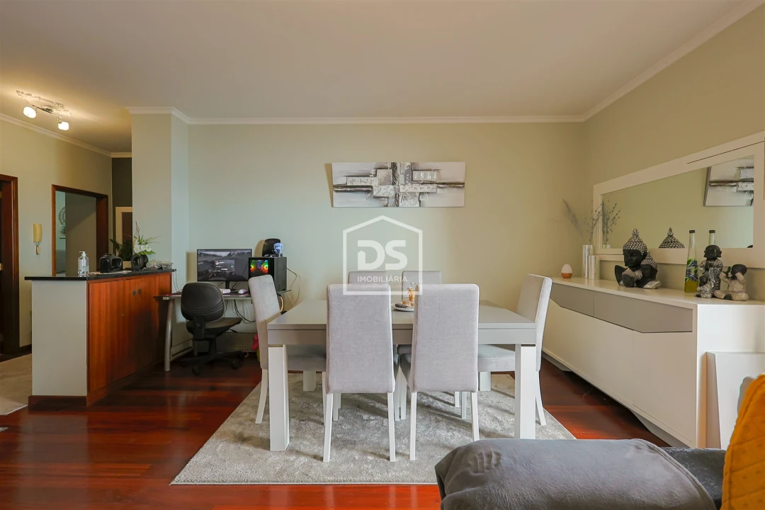 Apartamento T2 para Venda em Santa Cruz Foto 16