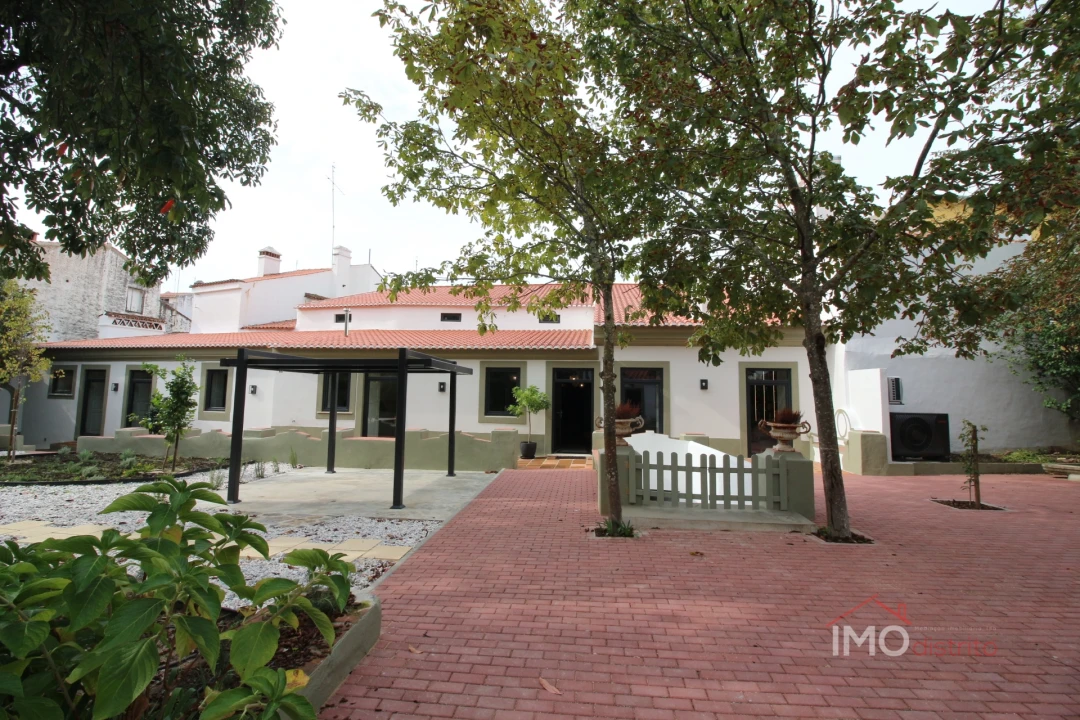 Moradia T0 para Venda em Sé e São Lourenço Foto 14