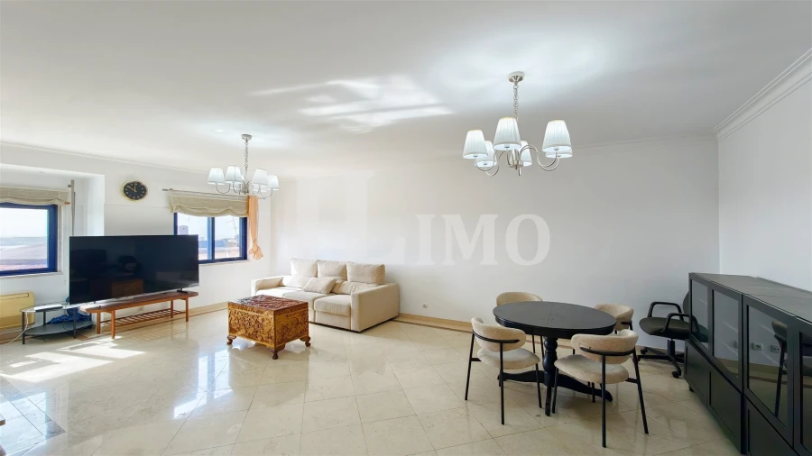 Apartamento T4 para Venda em Alfragide