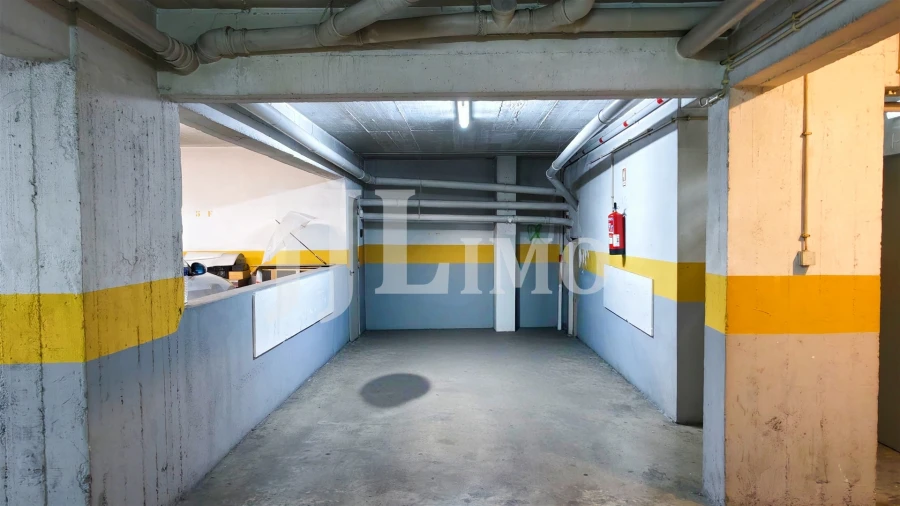Apartamento T4 para Venda em Alfragide Foto 36