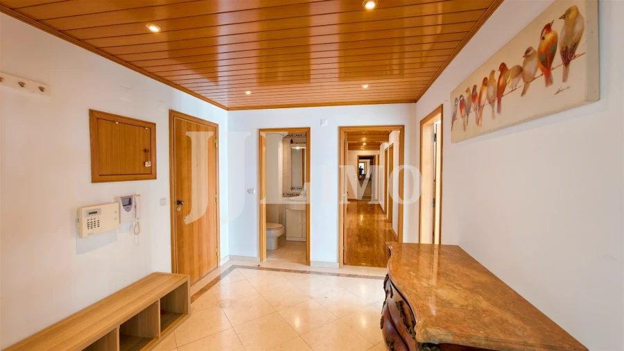 Apartamento T4 para Venda em Alfragide Foto 4