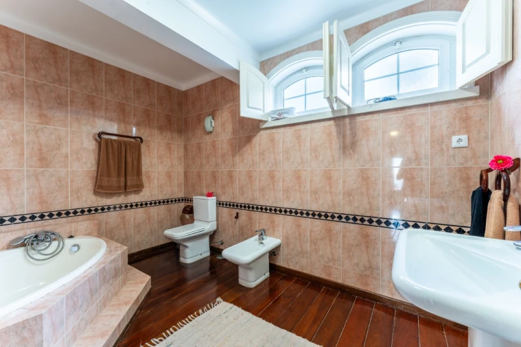 Moradia T5 para Venda em Alcobaça e Vestiaria Foto 51