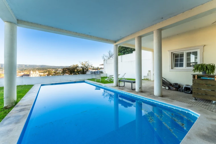 Moradia T5 para Venda em Alcobaça e Vestiaria Foto 69