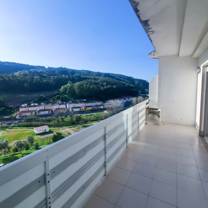 Apartamento T4 para Venda em Alcobaça e Vestiaria Foto 8