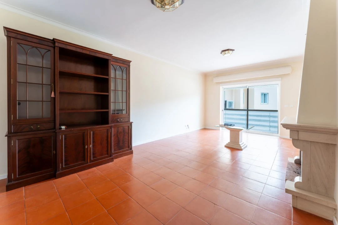 Apartamento T4 para Venda em Alcobaça e Vestiaria Foto 10