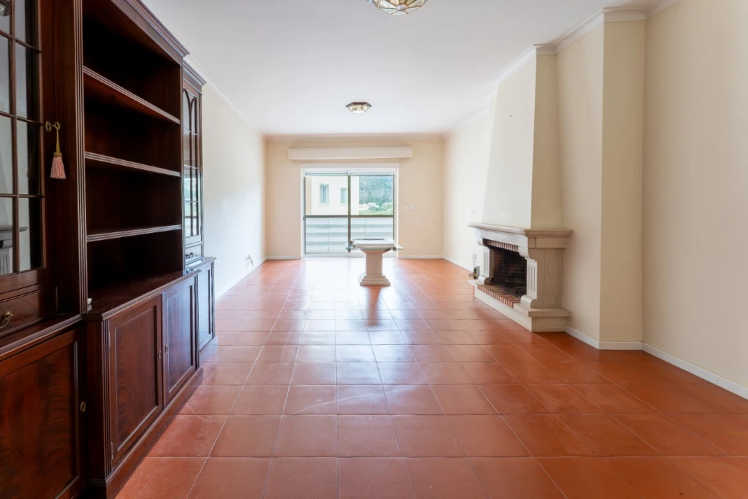 Apartamento T4 para Venda em Alcobaça e Vestiaria Foto 8