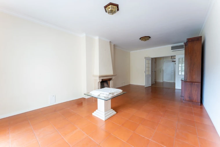 Apartamento T4 para Venda em Alcobaça e Vestiaria Foto 9