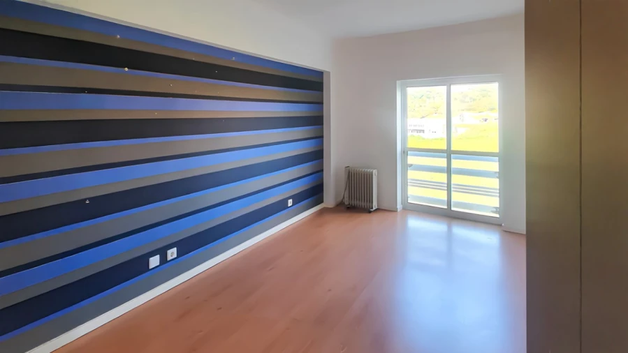 Apartamento T4 para Venda em Alcobaça e Vestiaria Foto 22