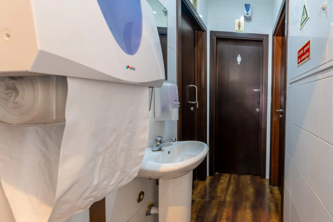 Negócio para Arrendamento em Nazare Foto 3