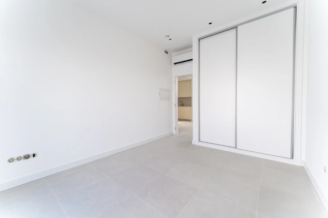 Apartamento T1 para Venda em Nazare Foto 28