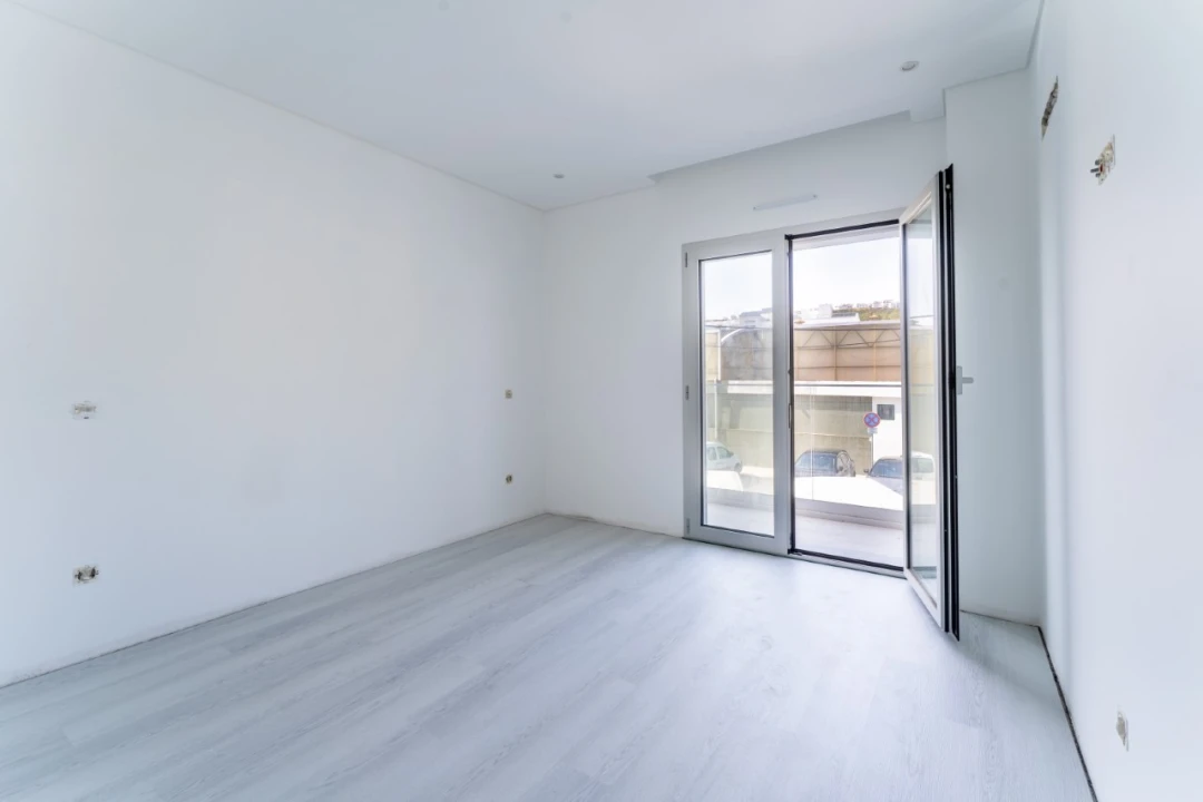 Apartamento T2 para Venda em Nazare Foto 19